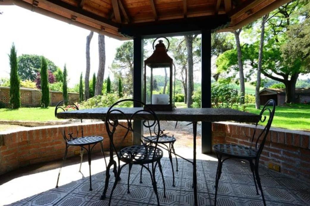 Montecavolo Villa Ottocentesca Immersa Nel Verde المظهر الخارجي الصورة